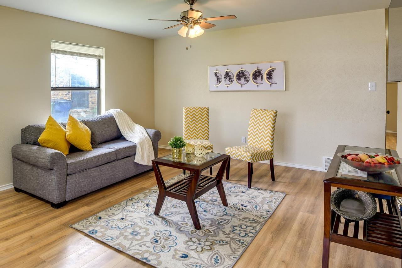 Waxahachie Townhome With Fire Pit 3 Mi To Downtown! 외부 사진